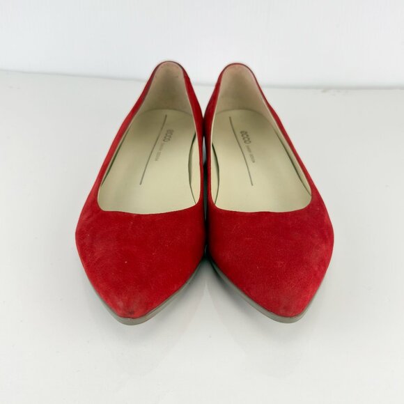Ecco Red Suede Flats - Picture 2 of 10